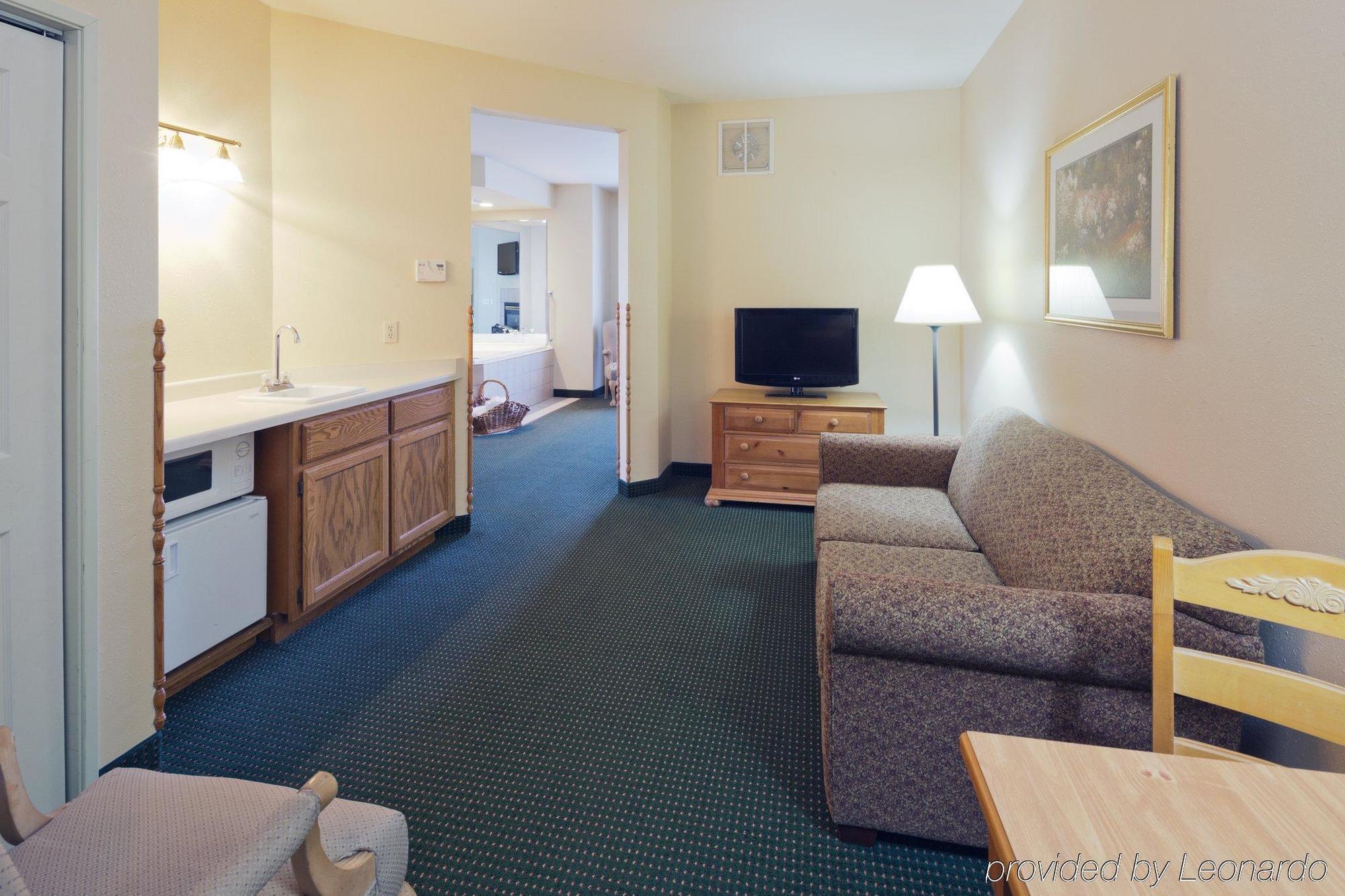 Country Inn & Suites By Radisson, Green Bay, Wi 애쇼베논 객실 사진