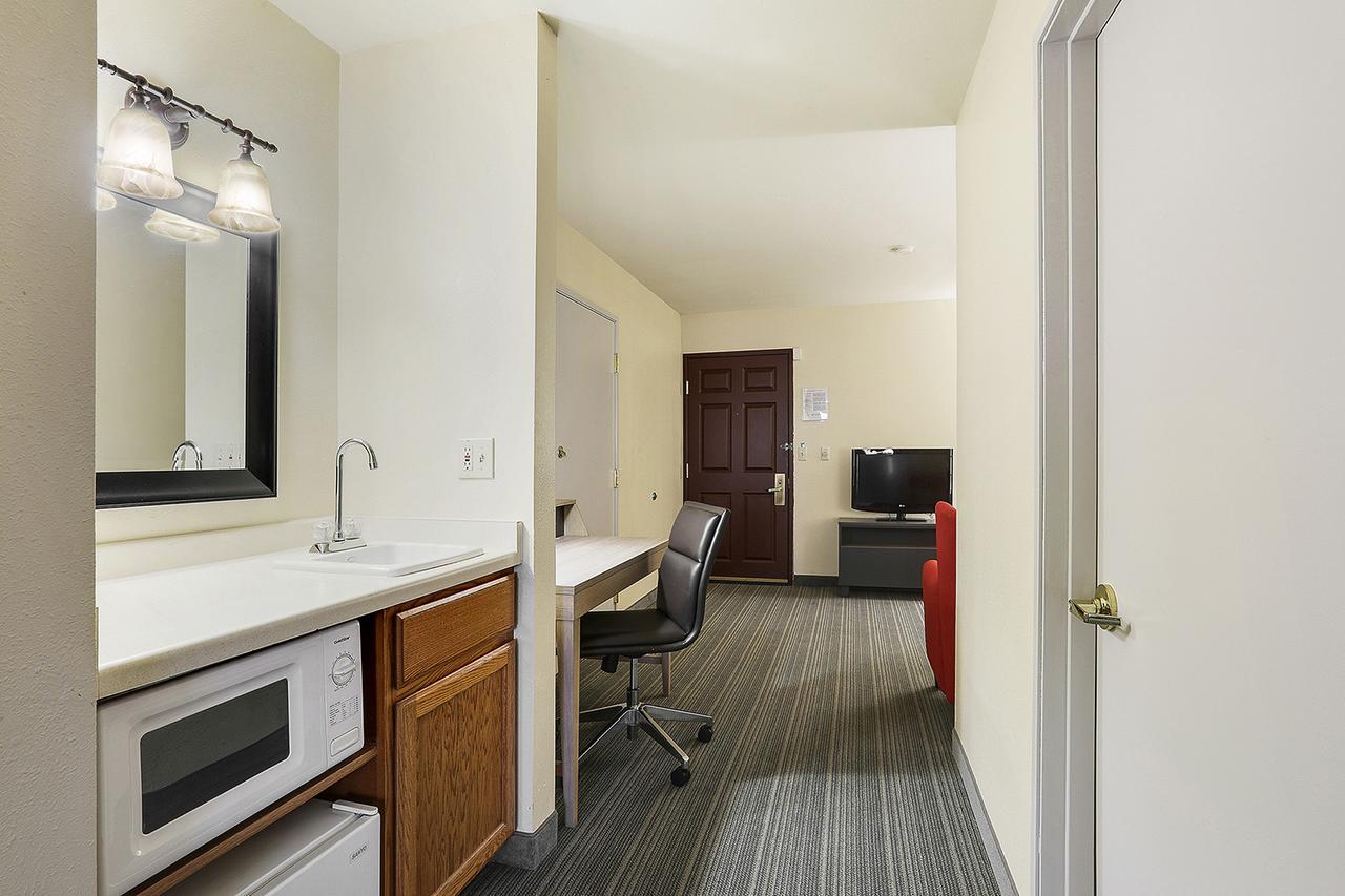 Country Inn & Suites By Radisson, Green Bay, Wi 애쇼베논 외부 사진
