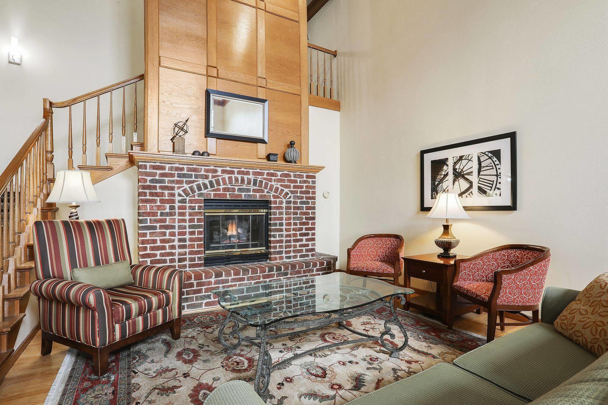 Country Inn & Suites By Radisson, Green Bay, Wi 애쇼베논 외부 사진